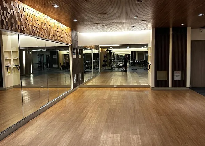 Moa Condotel Shore 3 Near Airport Hotel 4*