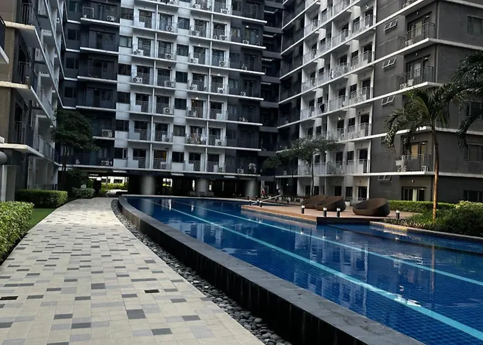 Hotel Moa Condotel Shore 3 Near Airport Manila