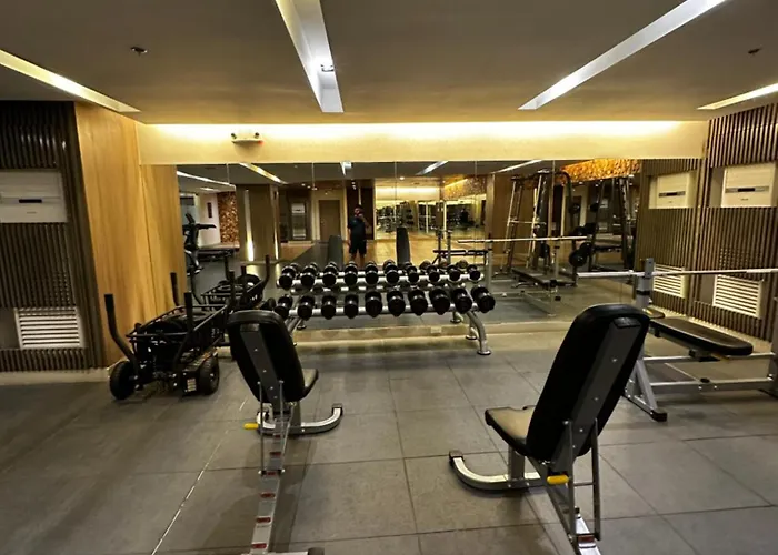 Moa Condotel Shore 3 Near Airport Hotel 4*