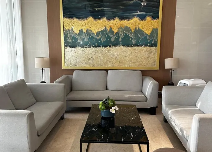 Moa Condotel Shore 3 Near Airport 4*